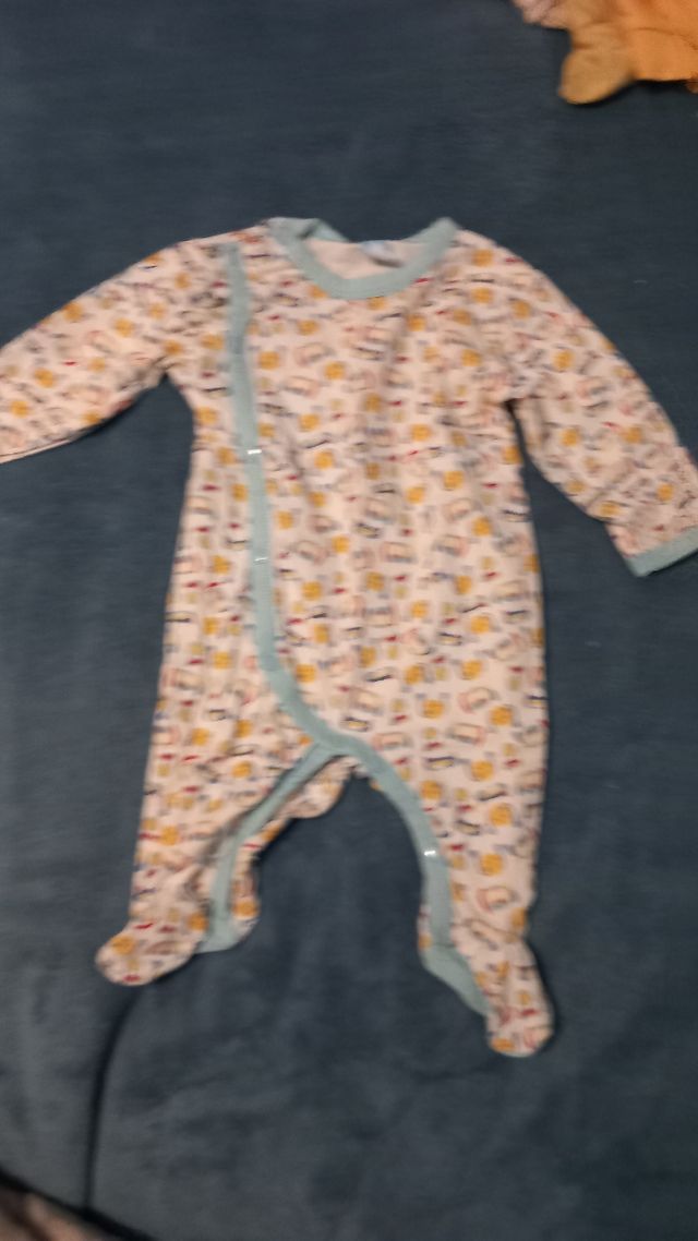 Pijama de bebé