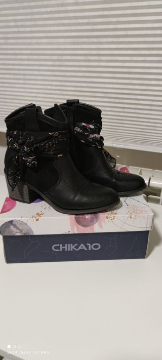 Botines negros 36 chika10