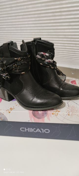 Botines negros 36 chika10
