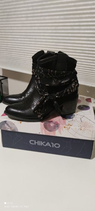 Botines negros 36 chika10
