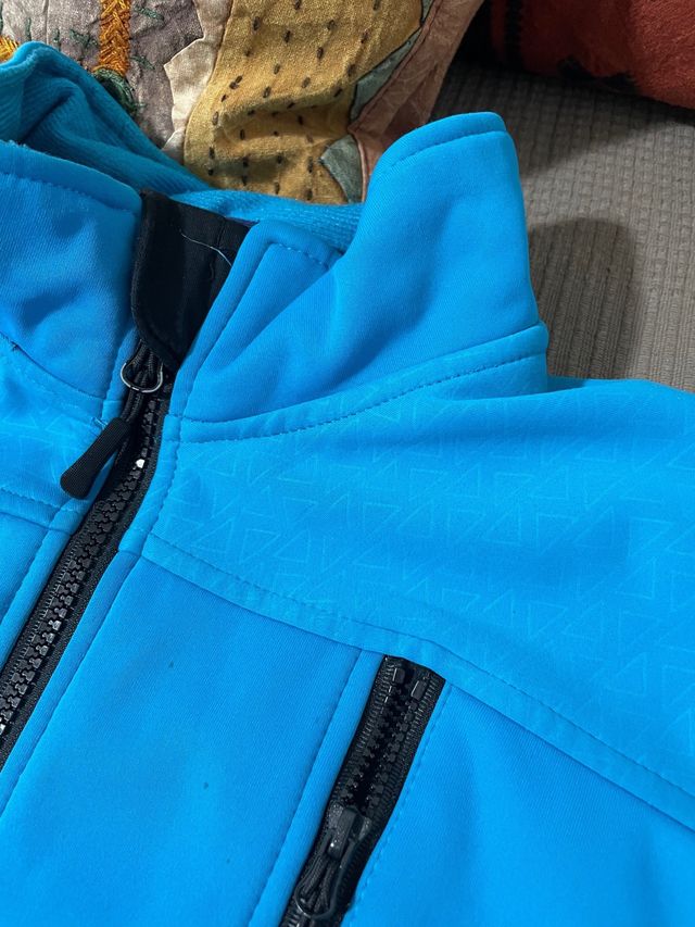 Chaqueta forro polar hombre