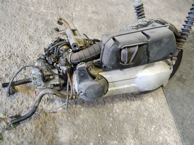 Motor Piaggio x9 250 honda de segunda mano por 150 EUR en Alhaurín - Main Image