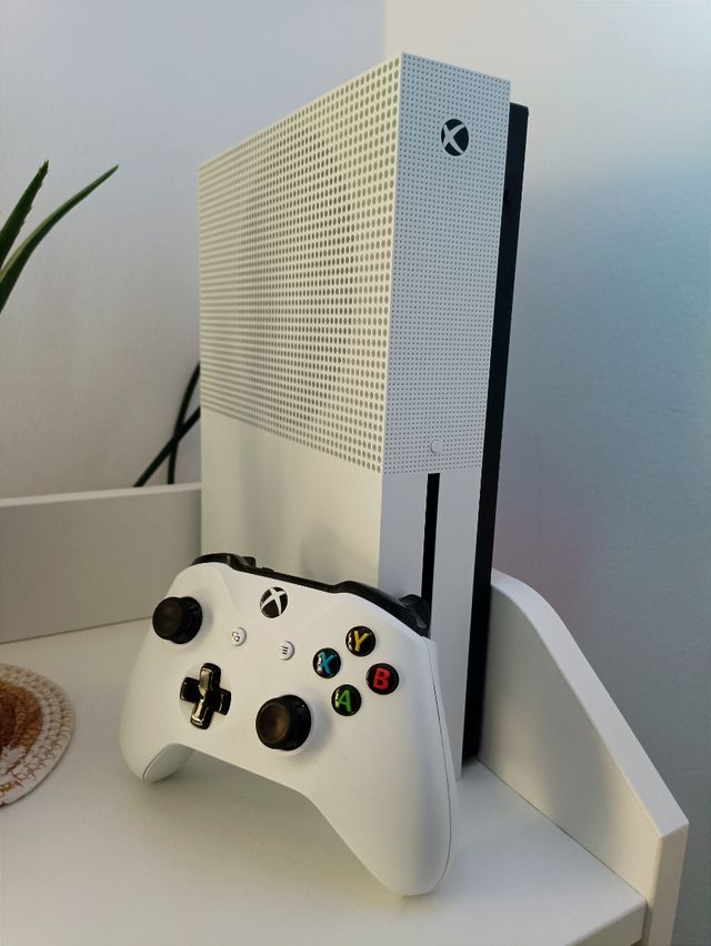 Xbox One S versione 1 tb