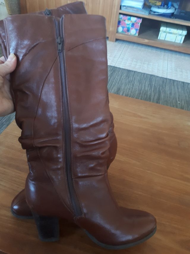 Botas de piel Wonders