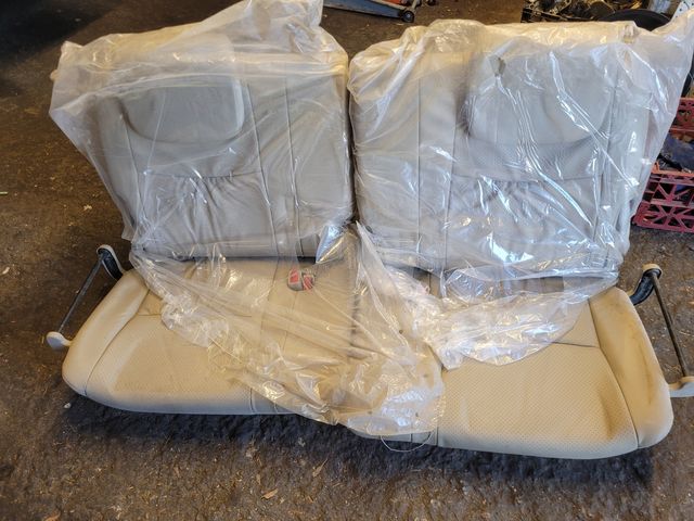 tercera linea se asientos toyota land cruiser 150