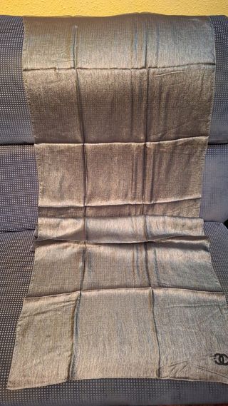Pañuelo de seda,marca Chanel