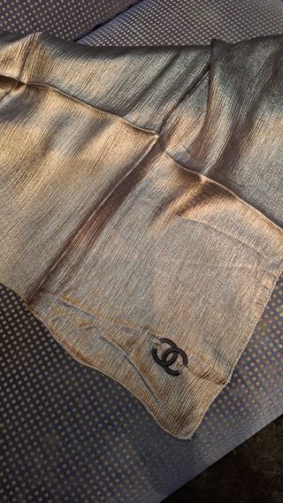 Pañuelo de seda,marca Chanel