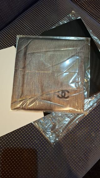 Pañuelo de seda,marca Chanel