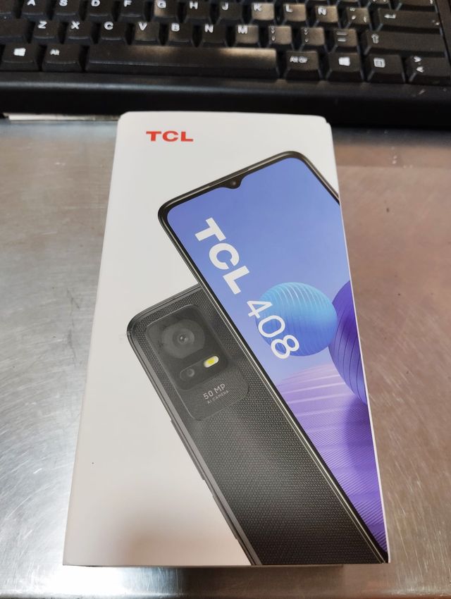 ➤ Potente telefono cellulare TCL 408, con 7 GB di RAM