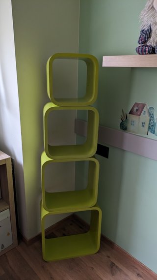 Estantería ,cubos apilables estilo retro