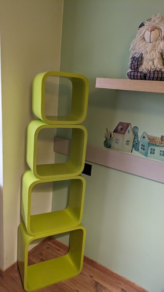 Estantería ,cubos apilables estilo retro