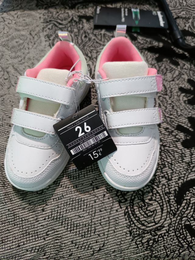 Deportivas Tenth a estrenar