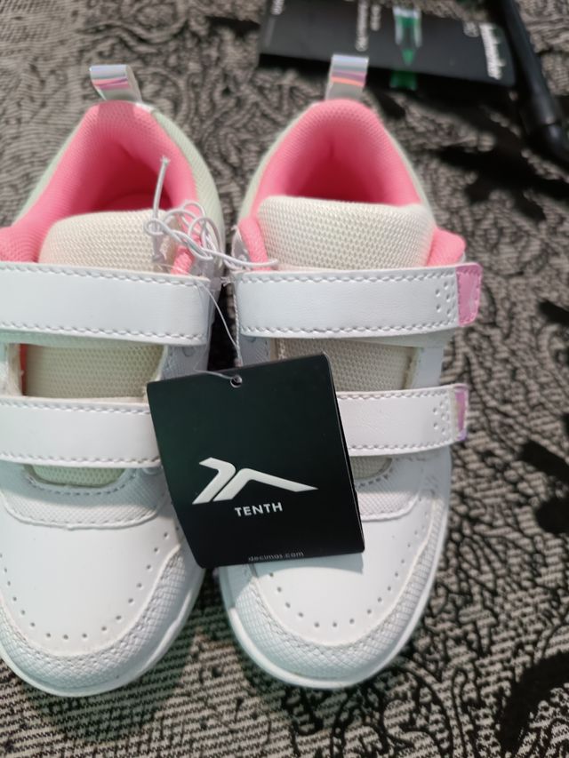 Deportivas Tenth a estrenar