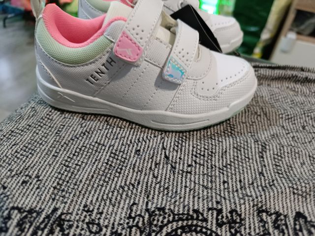 Deportivas Tenth a estrenar