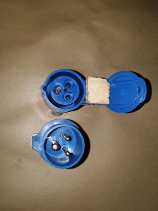 Clavijas trifasicas