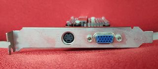 Tarjeta gráfica Nvidia Geforce4 MX 4000 AGP 8x