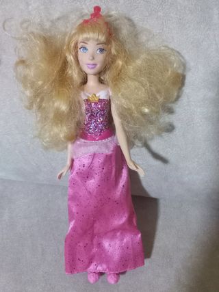 Muñecas princesas Disney Hasbro.
