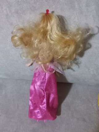 Muñecas princesas Disney Hasbro.