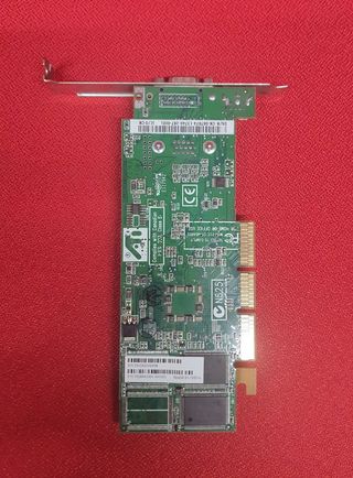 Tarjeta gráfica ATI RV200 AGP 4X