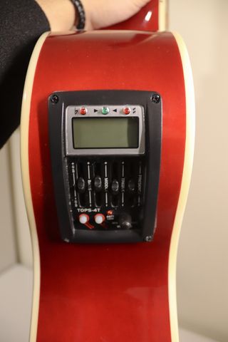 GUITARRA ELECTROACÚSTICA ROJA "LINDO G"