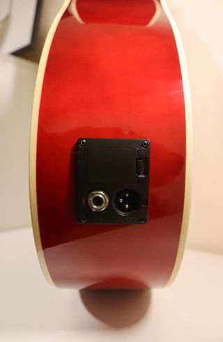 GUITARRA ELECTROACÚSTICA ROJA "LINDO G"