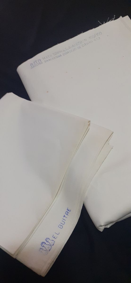 Antiguos retales de textiles torres