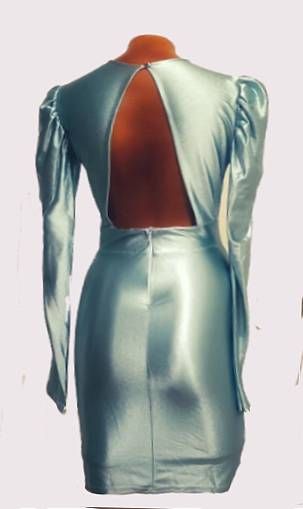 Vestido fiesta satinado ajustado