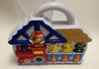 JUGUETE. TREN MUSICAL Y LUMINOSO