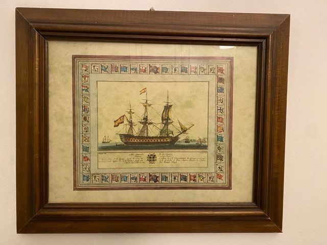 Coppia di cornici in legno con navi