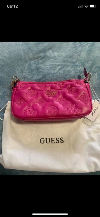 Borsa chic fucsia GUESS
