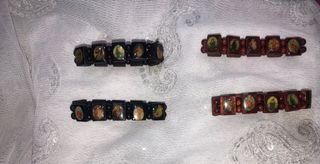 Pulsera madera elástica iconos religiosos