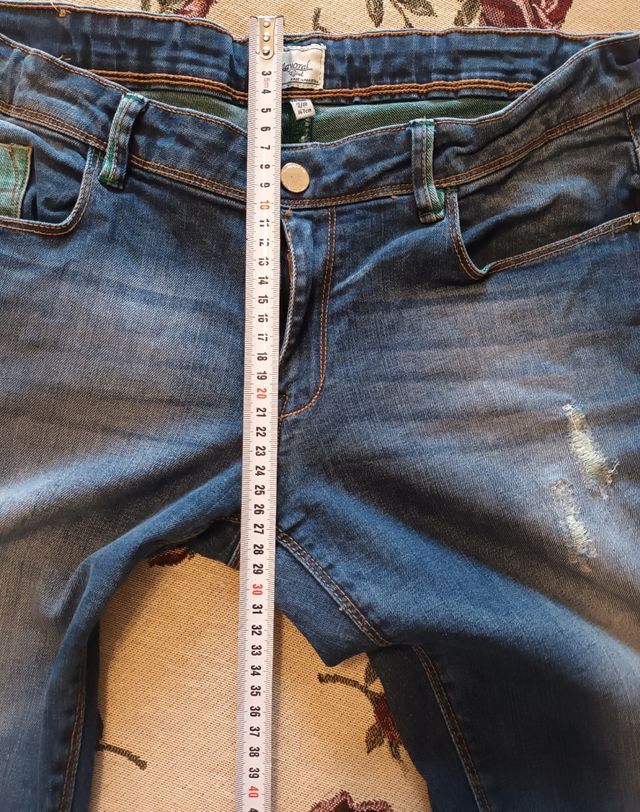 jeans con paillettes