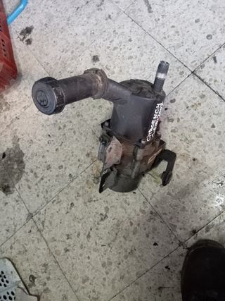 Bomba de dirección Citroen C4 
