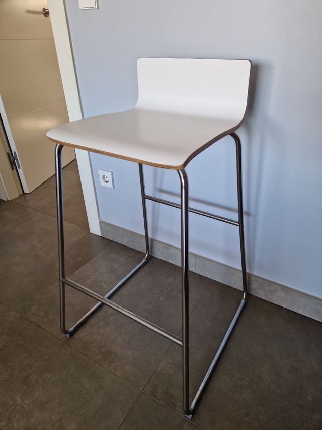 Taburete alto Ikea