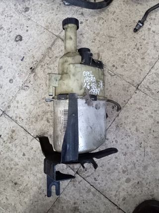 Bomba de dirección Opel Astra 