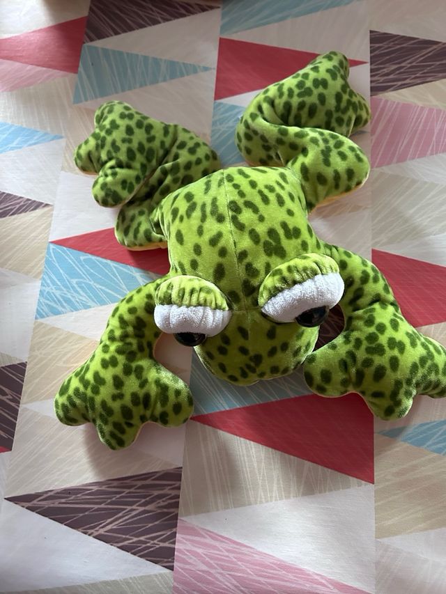 Peluche Rana