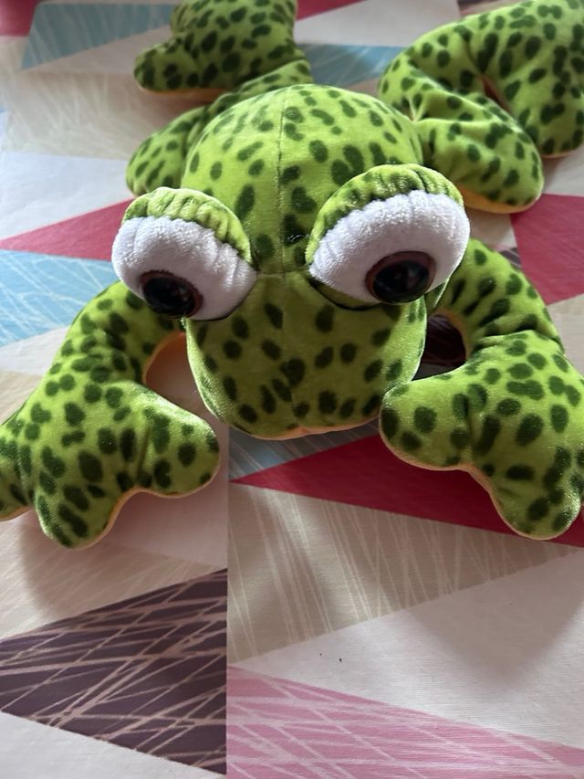 Peluche Rana