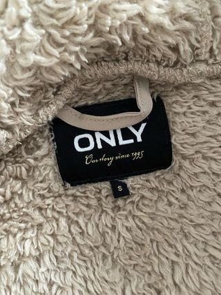 Felpa ecopelliccia beige Only