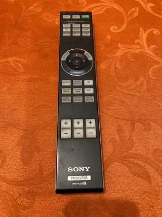 proyector Sony 3D VPL-HW40ES + gafas Sony 3D