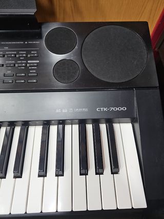 Teclado Casio CTK-7000
