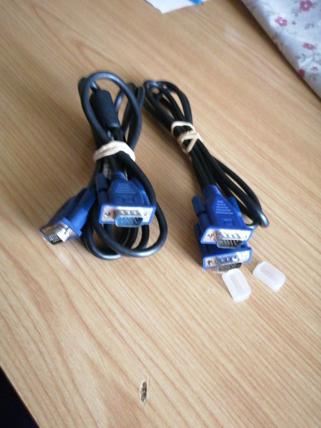 VGA, 2 cables