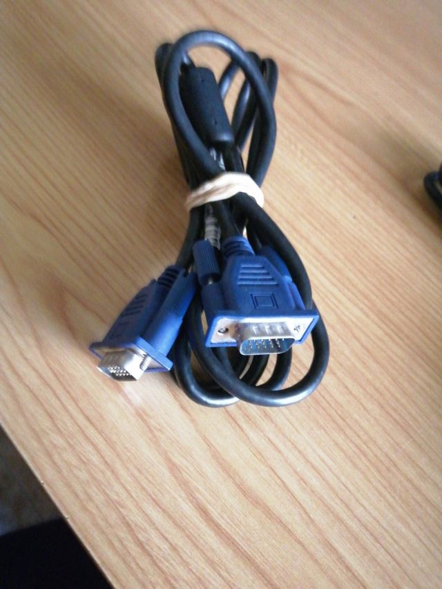 VGA, 2 cables