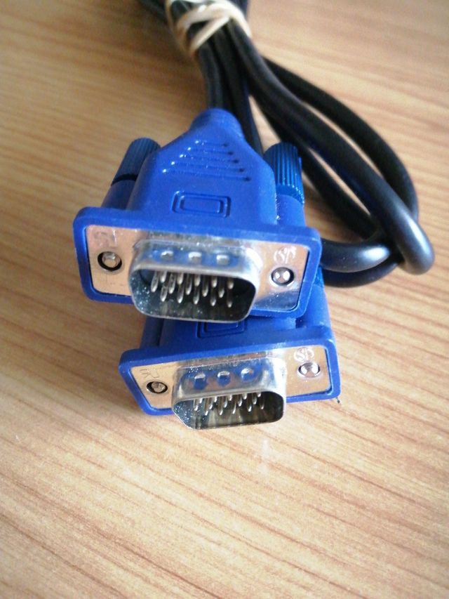 VGA, 2 cables
