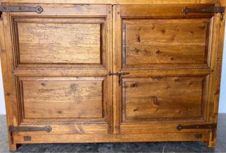 Alacena Antigua restaurada