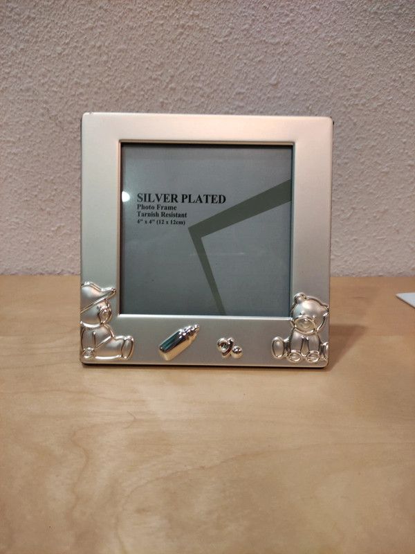 Marco infantil para fotos de 12*12 metal plateado