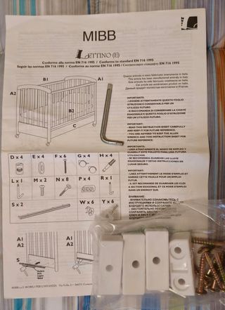 Culla Mibb con ampio cassetto e materasso