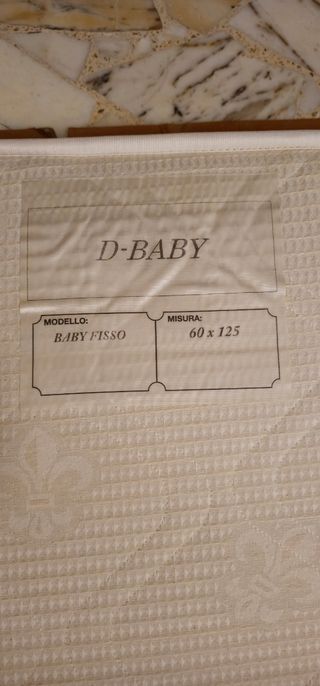 Culla Mibb con ampio cassetto e materasso