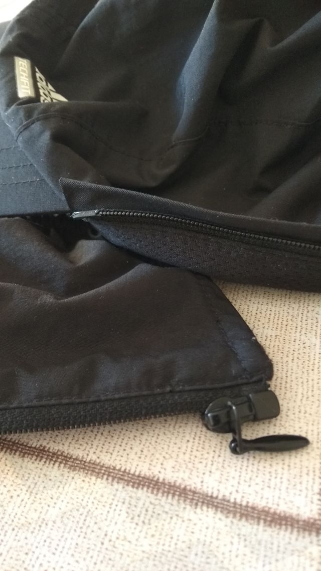 Gorra Adidas desmontable de invierno