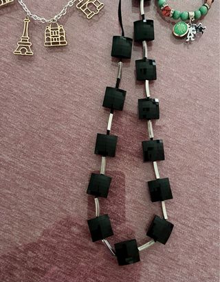 Gargantillas,collares y pulseras