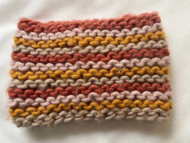 Cuello de Jo & Mr Joe